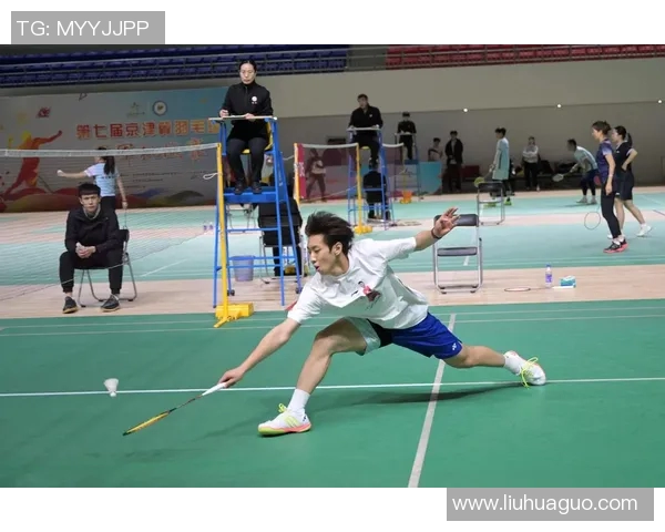 武汉羽毛球队在全国团队协作排行榜中荣登第七名展现出色团队精神与实力 武汉羽毛球队在全国团队协作排行榜中荣登第七名展现出色团队精神与实力