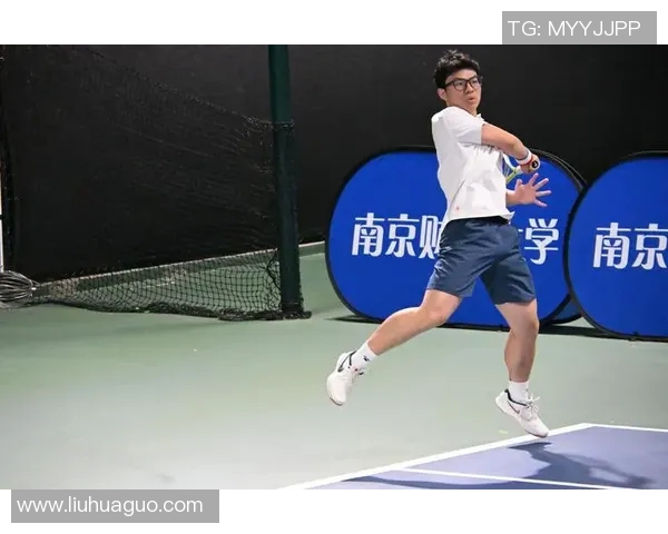 南京网球队逆袭之旅揭秘大师赛特别报道展现团队拼搏精神与辉煌成就 南京网球队逆袭之旅揭秘大师赛特别报道展现团队拼搏精神与辉煌成就